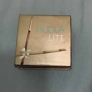 Hoola lite bronzer